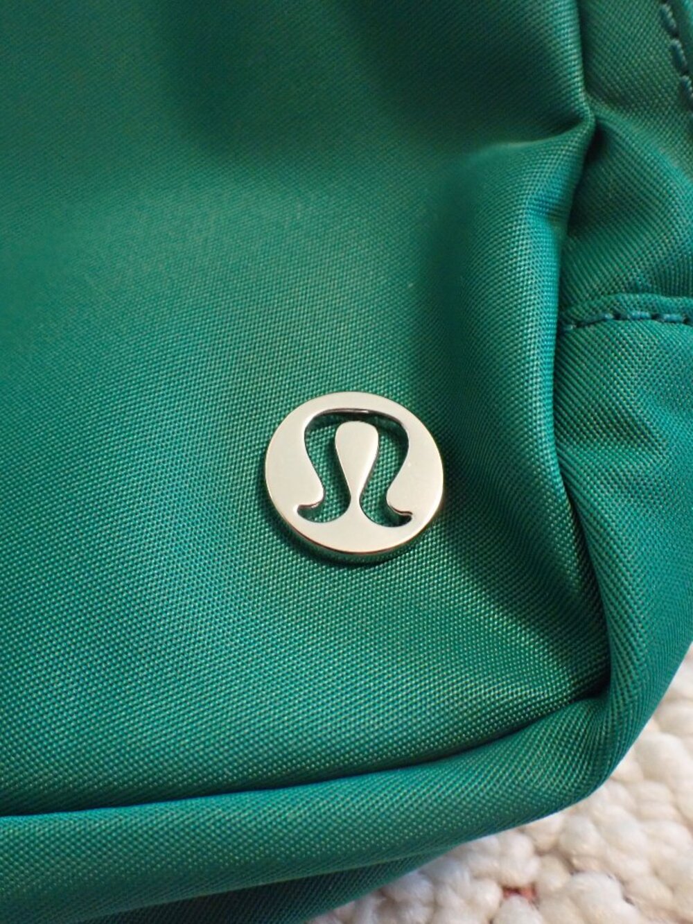 Lululemon Everywhere Belt Bag - Picture 3 of 7